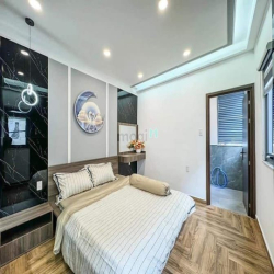 Nhà rẻ Đẹp Cần bán Ra nhà Trần Văn Đang, P9, Q3, 70m2,Giá 2 tỷ 3,SHR