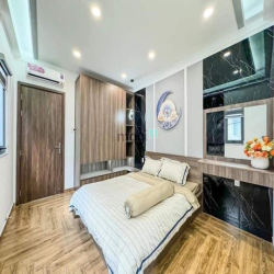 Nhà rẻ Đẹp Cần bán Ra nhà Trần Văn Đang, P9, Q3, 70m2,Giá 2 tỷ 3,SHR