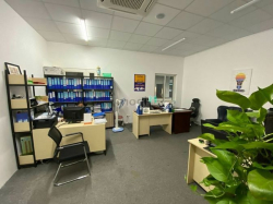 Cho thuê văn phòng hoàn thiện đep, DT: 120m2, Giá 25triệu