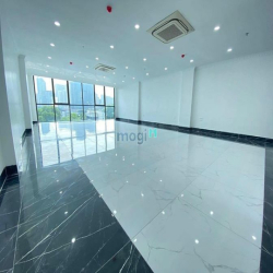 Vỉa Hè! Phân Lô! Ô tô tránh! Nhà Láng Hạ 100mx6T, Mt8.2m. Thang Máy