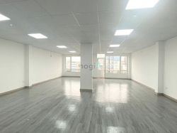 Cho thuê văn phòng Quan Hoa, Cầu Giấy 120m2 Full nội thất, chính chủ