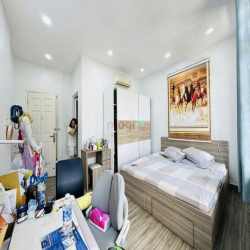 Bán gấp nhà đẹp 3 tầng, 54m2, mặt tiền đường số, P.Thạnh Mỹ Lợi, Quận2