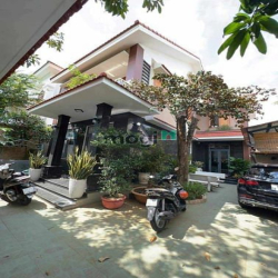 Biệt Thự Sân vườn 3 tầng 250m2.DT 12mx22m.Dương Quảng Hàm Gò Vấp