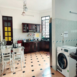 Cho thuê ký túc xá nằm trong biệt thự Trương Đăng Quế p3 Gò Vấp giá rẻ