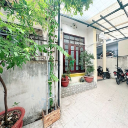 Cho thuê ký túc xá nằm trong biệt thự Trương Đăng Quế p3 Gò Vấp giá rẻ