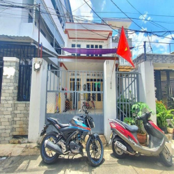 Bán nhà hẻm xe hơi 1 xẹt đường 160 TNP A, Q9 __Dt: 5*14m giá 4 tỷ 750