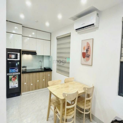 Bán tòa căn hộ homestay 93m2 x 6 tầng ngõ Lương Sử C - Quốc Tử Giám