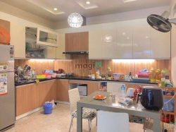 Bán nhà Kim Giang DT: 58m2 x 5 T, 5m ra phố, nhà đẹp, giá 6,33 tỷ