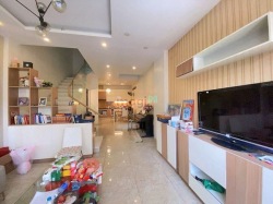 Bán nhà Kim Giang DT: 58m2 x 5 T, 5m ra phố, nhà đẹp, giá 6,33 tỷ
