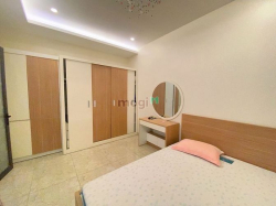 Bán nhà Kim Giang DT: 58m2 x 5 T, 5m ra phố, nhà đẹp, giá 6,33 tỷ