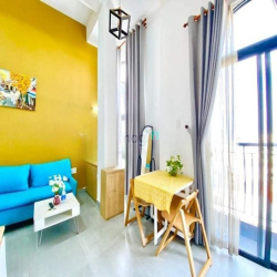 Duplex mới - gần PMH - gần Cresent Mall - mất 10p đi qua các quận khác