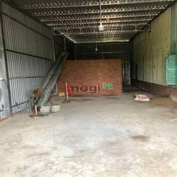 Cho thuê nhà tiền chế 100m2 5tr/1 tháng