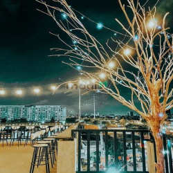 Cho thuê mặt bằng rooftop giá rẻ Bình Thạnh