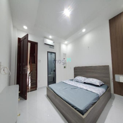 Nhà Phú Nhuận giáp Quận 1, 60m2, 4 tầng, ngang 4.3m, 4PN, nhỉnh 6 tỷ