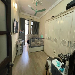 Bán nhà ngõ rộng nguyễn phúc lai đống đa 40mx 4 tầng ngay sát ô tô