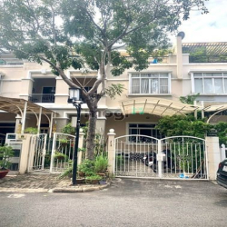 Bán gấp biệt thự Mỹ Thái  3, dt 7x20m nhà đang ở với nội thất đầy đủ