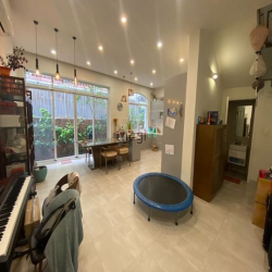 Bán gấp biệt thự Mỹ Thái  3, dt 7x20m nhà đang ở với nội thất đầy đủ