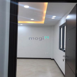 Cho thuê nhà hẻm xe hơi 70/36 Bùi Đình Tuý Bình Thạnh/ 4x18m 2L
