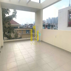 Nhà Mới Tinh 350m2 Gồm 4 Tầng Có Thang Máy Giá 35 Triệu