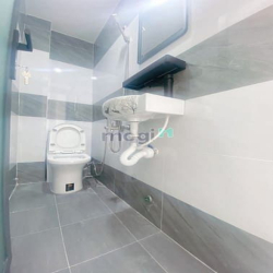 Cần bán nhà hẻm 3 gác lớn đường Trịnh Đình Trọng – Hoàng Xuân Nhị
