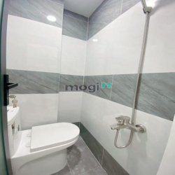 Cần bán nhà hẻm 3 gác lớn đường Trịnh Đình Trọng – Hoàng Xuân Nhị