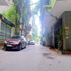 Bán nhà phố Trần Quang Diệu Đống Đa 60m2 – Phân Lô – Gara - View Hồ
