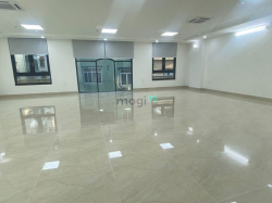 nhà văn phòng , showroom, phòng khám mặt phố Vũ Trọng Phụng