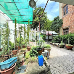 Biệt Thự 450m2 Sân Vườn Rộng Cho Thuê Lâu Dài Làm Trường Mầm Non