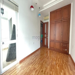 Bán biệt thự liên kế Mỹ Thái 1, Phú Mỹ Hưng nhà đẹp đang ở dễ xem nhà