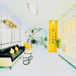 Bán nhà rộng đẹp xe hơi 2 lầu (5x12) 31/4 Đường số 3 P9 Gò Vấp