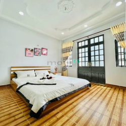 Bán nhanh nhà Hoàng Văn Thụ, P4, Tân Bình, 56m2, giá 2tỷ250, sổ sẳn.
