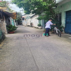 Bán nhà Tân Bình 4.4m x 14m , 3 pn giá chào cần bán gấp 4.3 tỷ