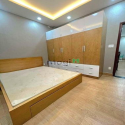 Về quê Bà Tám bán gấp nhà đường Xóm Chiếu Quận 4, 60m2