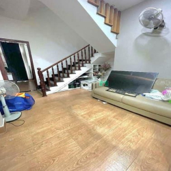 Về quê Bà Tám bán gấp nhà đường Xóm Chiếu Quận 4, 60m2
