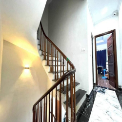 Bán Nhà Ngõ 247 Định Công Thượng, Dt 59m2 xây 5 tầng , Giá 6,9 tỷ
