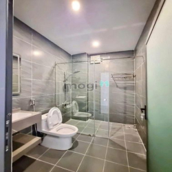 Nhà 2 lầu mới đẹp mặt tiền Trần Hưng Đạo ngay trung tâm TP.Cần Thơ