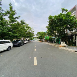 Em Nhi môi giới Quận 2, bán Nhà đường số Lương Định Của 76m2 19.5 tỷ