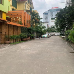 Bán Biệt Thự An Dương Vương. Tây Hồ. Cạnh LOTERIA. DT 165M. Giá 29 tỷ