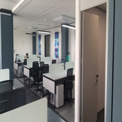 Cho thuê Tòa nhà đường Minh Khai, 5 tầng, 15$ * 1425m2