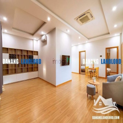 Căn hộ Penthouse 2 phòng ngủ gần cầu Rồng - C219