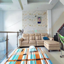 Mặt tiề.n 4 tầng liền Hươn.g lộ 2 - ngã tư 4 xã - xe tải  - ( 5x18m)
