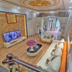 Nhà hẻm 1 sec Lê Văn Qưới, DT: 4 x 14m, lửng, lầu, Giá: 5.2 tỷ.