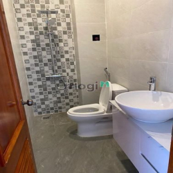 Nhà đẹp HXH Lam Sơn, P2, Tân Bình, DT 38,1m2, giá 2 tỷ 700, sổ riêng.