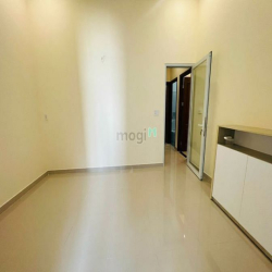 gia đình bán căn biệt thự nam viên 7*18m ngay công viên hoa anh đào