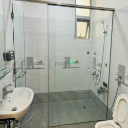 gia đình bán căn biệt thự nam viên 7*18m ngay công viên hoa anh đào