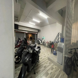 Cho thuê sàn văn phòng 150m2 thông thoáng, dịch vụ trọn gói...
