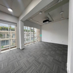 Cho thuê sàn văn phòng 150m2 thông thoáng, dịch vụ trọn gói...
