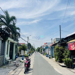 Bán Nhà DT 10x38. Đường Nhựa. Khu Việt kiều. Giá 9,5 tỷ