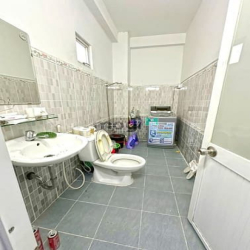 Chính chủ bán nhà 3 lầu hẻm 88 Nguyễn Văn Quỳ, Phú Thuận, Quận 7