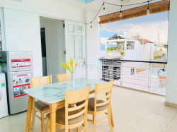 Căn Hộ Dịch Vụ Đường Tô Hiến Thành Quận 10, 1PN riêng, Ban Công Rộng.